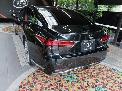 صورة مصغرة 44 لـ 2025 Lexus LS