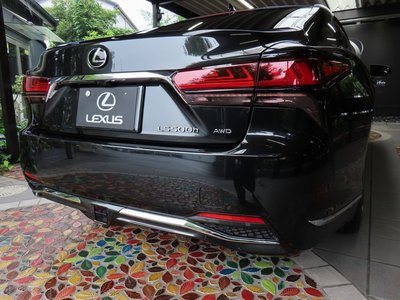 صورة مصغرة 2 لـ 2025 Lexus LS