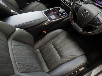 صورة مصغرة 58 لـ 2025 Lexus LS