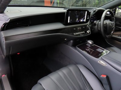 صورة مصغرة 50 لـ 2025 Lexus LS