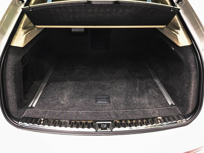 2026 Bentley BENTAYGA 照片 8