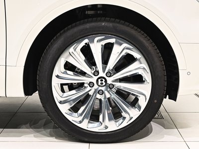2026 Bentley BENTAYGA 照片 6