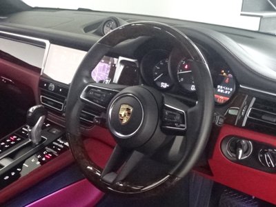 2022 Porsche MACAN 照片 14