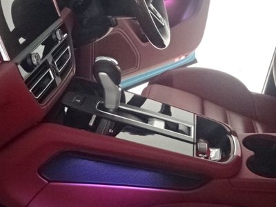 2022 Porsche MACAN 照片 33