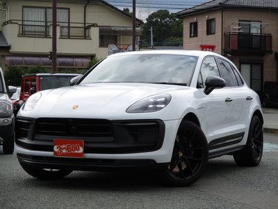 2024 Porsche MACAN photo 1
