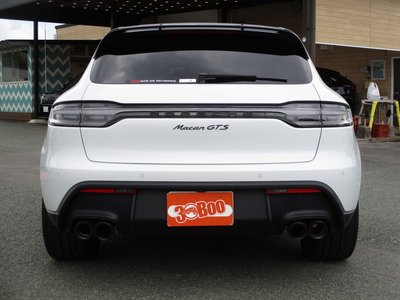 2024 Porsche MACAN photo 6
