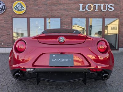 2015 ALFA Romeo 4C — фото 10