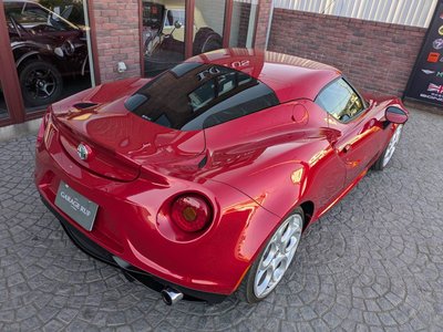 2015 ALFA Romeo 4C — фото 18