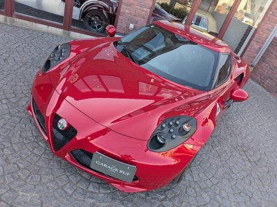 2015 ALFA Romeo 4C — фото 4