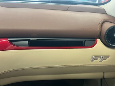 صورة مصغرة 39 لـ 2016 Ferrari FF