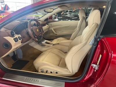 صورة مصغرة 54 لـ 2016 Ferrari FF