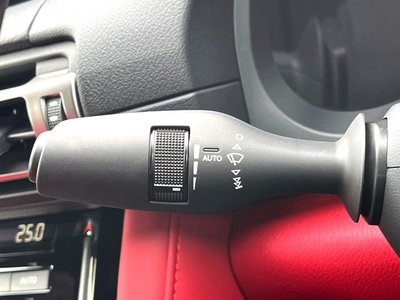2021 Lexus IS thumbnail 51