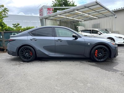 2021 Lexus IS thumbnail 24