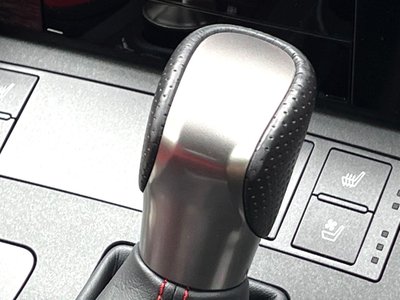 2021 Lexus IS thumbnail 63