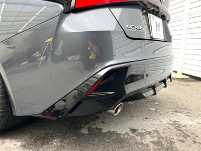 2021 Lexus IS thumbnail 31