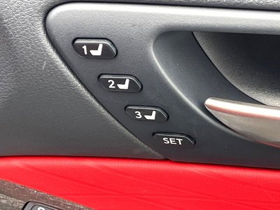 2021 Lexus IS photo 9