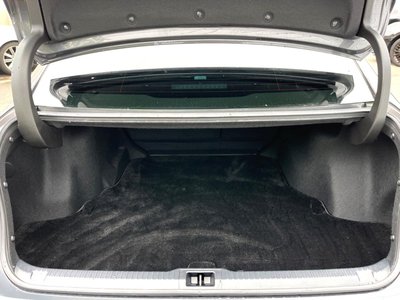 2021 Lexus IS photo 14