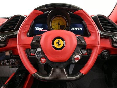 2019 Ferrari 488 PISTA thumbnail 21