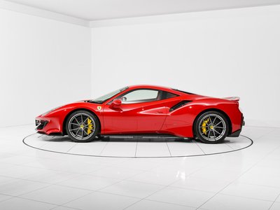 2019 Ferrari 488 PISTA thumbnail 12