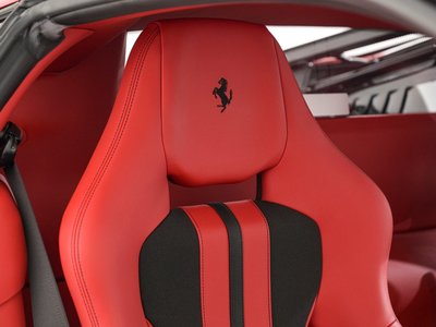 2019 Ferrari 488 PISTA thumbnail 18