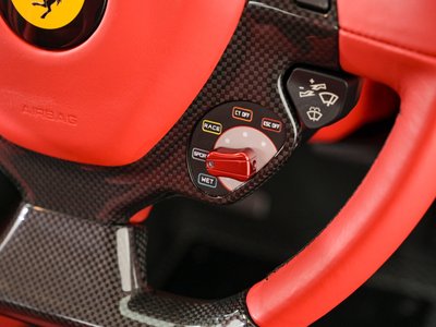 2019 Ferrari 488 PISTA thumbnail 23