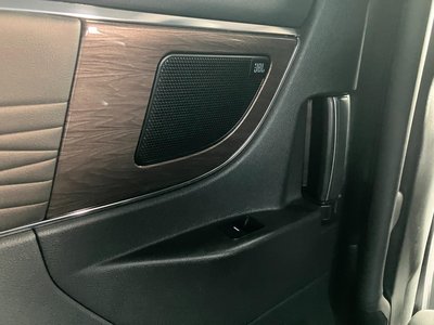 2024 Toyota ALPHARD — фото 30