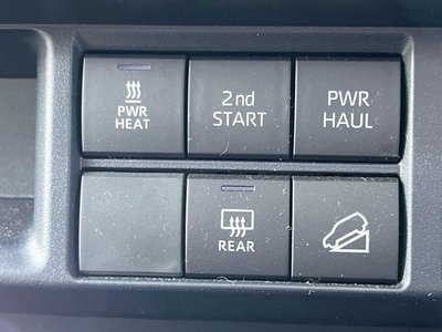 صورة مصغرة 8 لـ 2024 Toyota LAND CRUISER 70