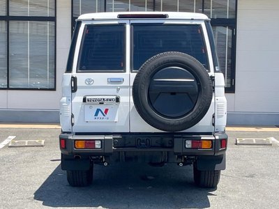 صورة مصغرة 17 لـ 2024 Toyota LAND CRUISER 70