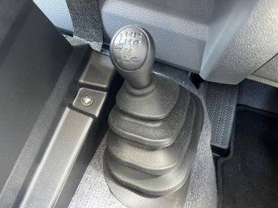 صورة مصغرة 46 لـ 2024 Toyota LAND CRUISER 70