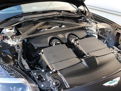 صورة مصغرة 43 لـ 2025 Aston Martin VANTAGE