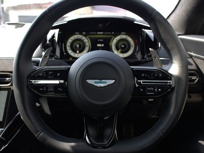 صورة مصغرة 9 لـ 2025 Aston Martin VANTAGE