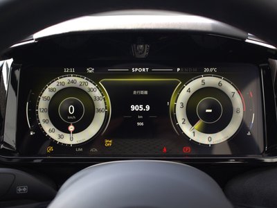 صورة مصغرة 10 لـ 2025 Aston Martin VANTAGE