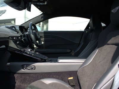 صورة مصغرة 4 لـ 2025 Aston Martin VANTAGE