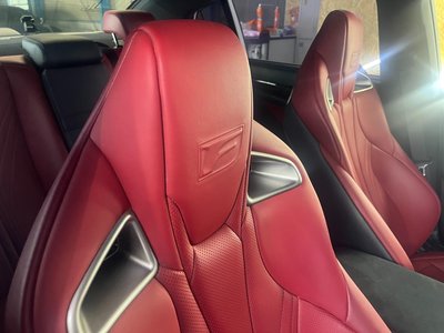 2016 Lexus GS F photo 3