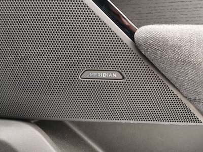 2024 LAND Rover RANGE ROVER VELAR photo 11