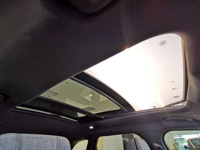 2024 LAND Rover RANGE ROVER VELAR photo 3