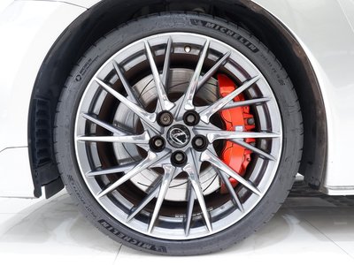 2019 Lexus RC F photo 16