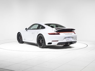 صورة 8 لـ 2017 Porsche 911
