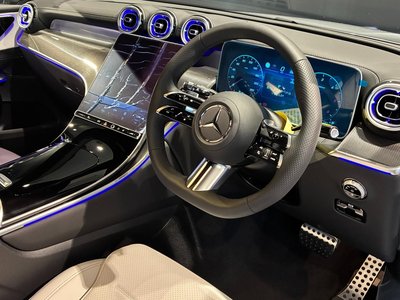 2026 Mercedes-BENZ GLC thumbnail 17