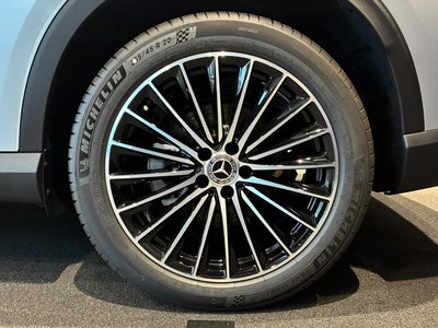 2026 Mercedes-BENZ GLC photo 6