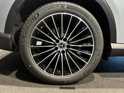 2026 Mercedes-BENZ GLC photo 7