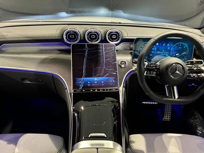 2026 Mercedes-BENZ GLC thumbnail 28