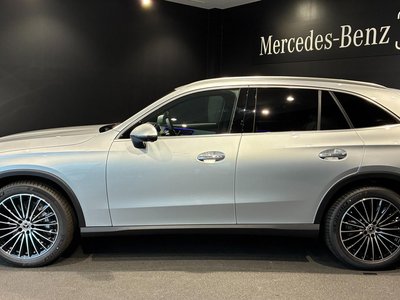2026 Mercedes-BENZ GLC photo 2