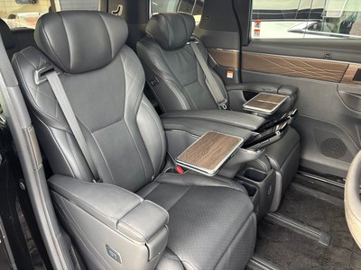 صورة 46 لـ 2023 Toyota ALPHARD