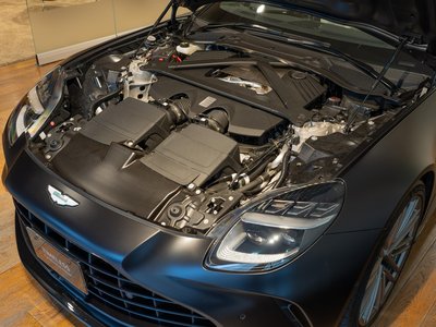 2025 Aston Martin VANTAGE — миниатюра 26