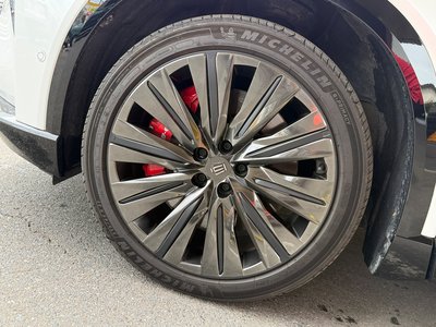 صورة 6 لـ 2025 Toyota CROWN ESTATE