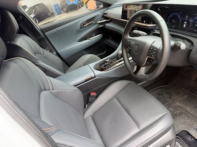 صورة 42 لـ 2025 Toyota CROWN ESTATE