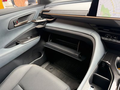صورة 26 لـ 2025 Toyota CROWN ESTATE