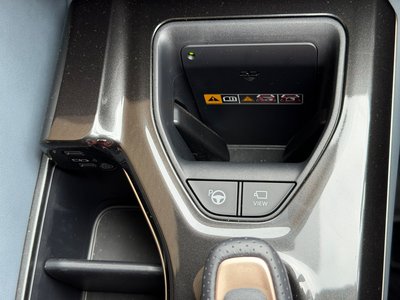 صورة 31 لـ 2025 Toyota CROWN ESTATE