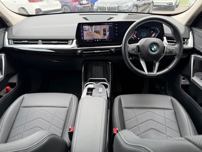 2025 BMW X1 photo 12